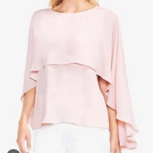 NWT Vince Camuto Lacie En Rose Cape Overlay Poncho Style Top in Hush Pink. 1X